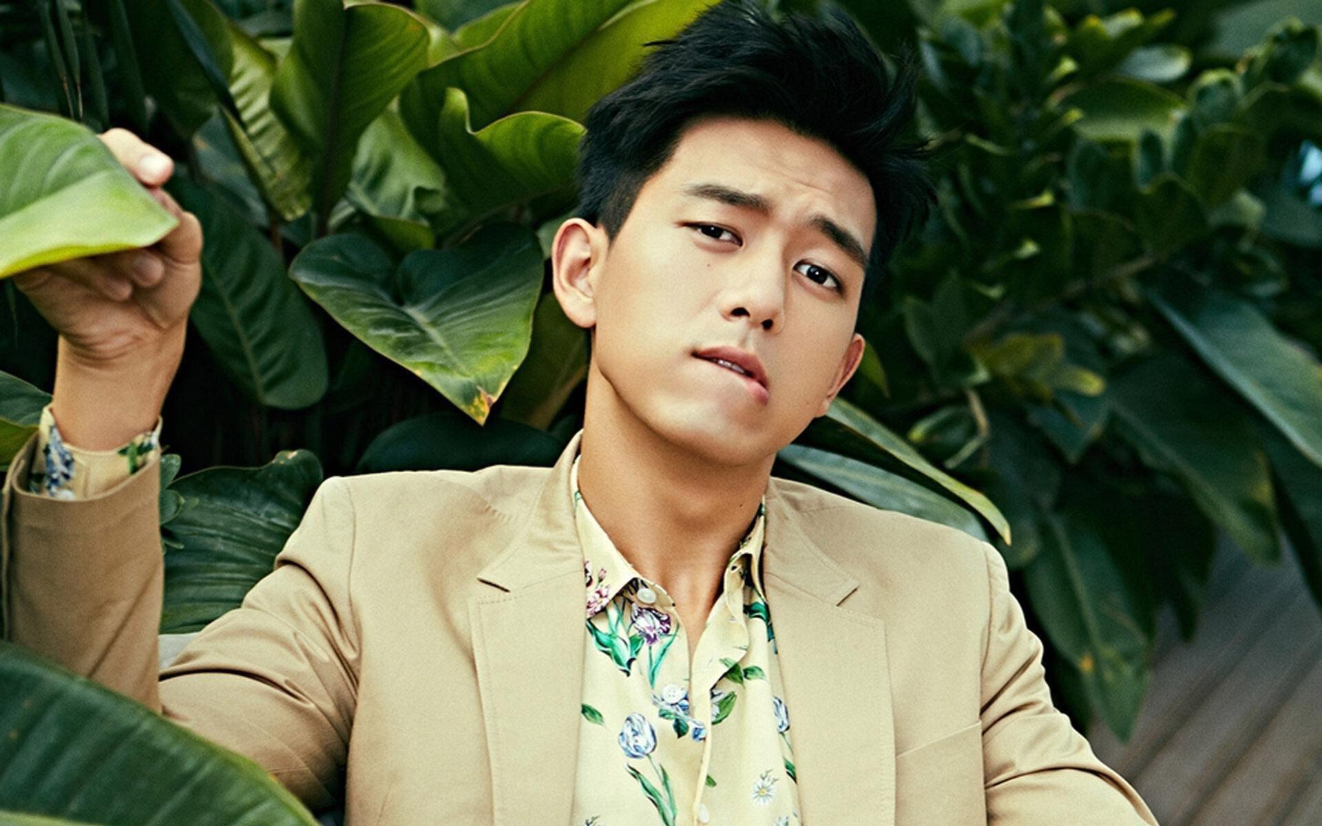 开云·体育官方网站入口-“悬崖边的赛段”——极限中的生死瞬间，悬崖边沿