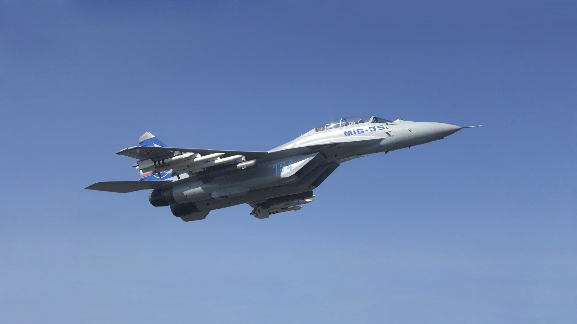 开云官网登录-“豪车飙扬：性能至上的速度盛宴”，超级豪车