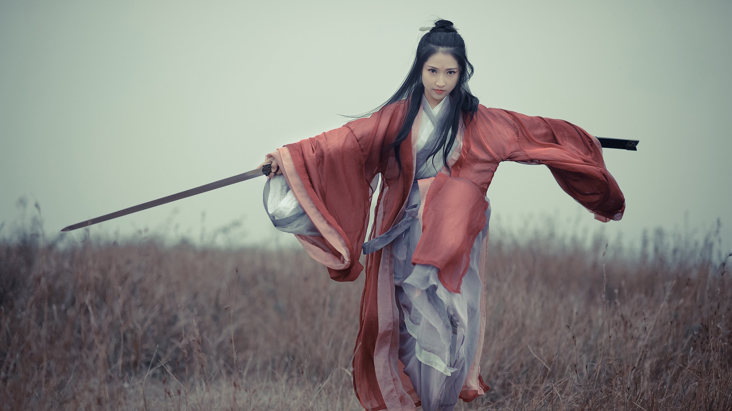 开云官网首页-青少年漂流探险赛，团队合作的极限挑战，漂流少年访谈